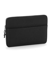 Essential 15 laptop case"