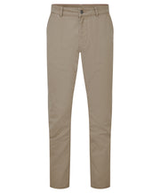 Men's Classic fit chinos